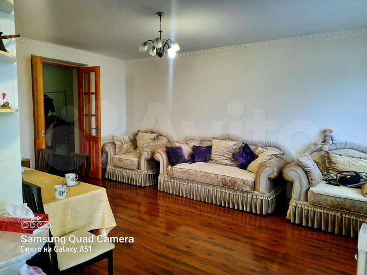 2-к. квартира, 42 м², 2/4 эт.