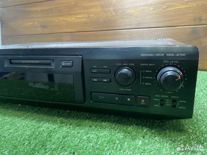 Минидисковая дека Sony MDS JE700