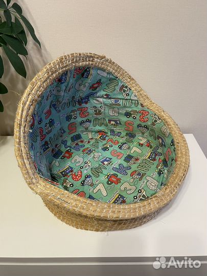 Лежанка для кошек и мелких собак