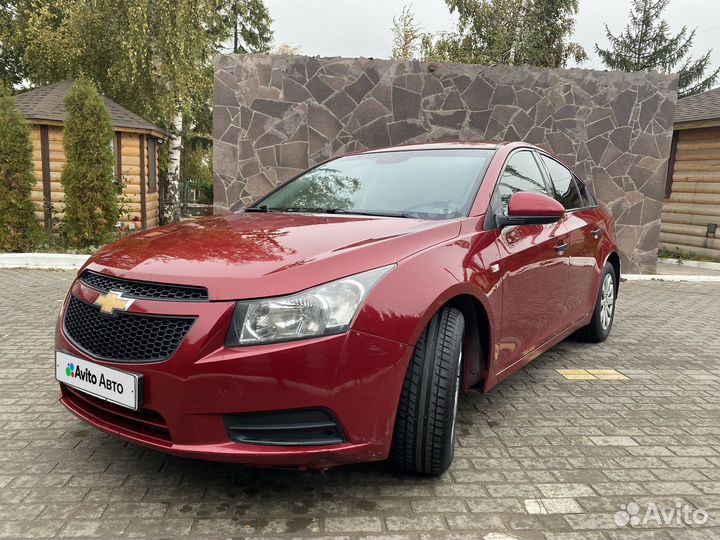 Chevrolet Cruze 1.6 МТ, 2011, 270 000 км