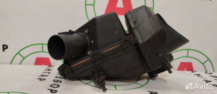 Корпус воздушного фильтра Nissan Murano Z50 VQ35DE