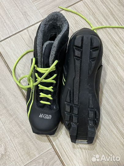 Лыжные ботинки детские 34 размер
