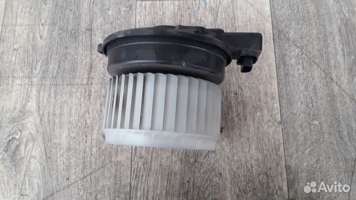 Моторчик вентилятор печки №51 Honda Pilot 2010