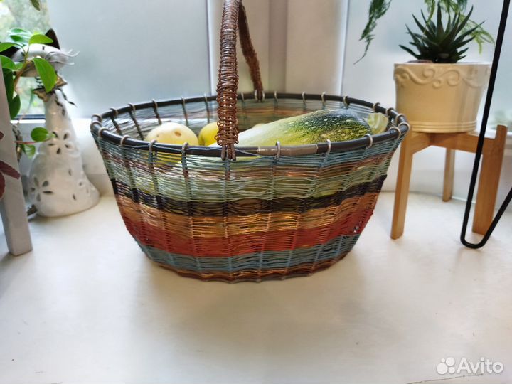 Корзина из проволоки времен СССР