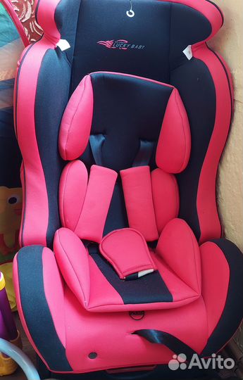 Автомобильное детское кресло