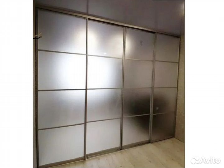 Двери купе в нишу