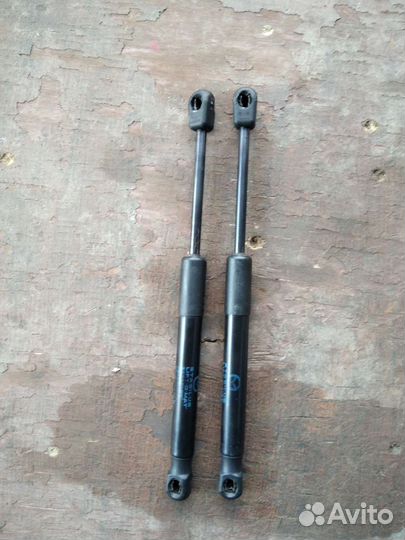 Газлифт mazda 3 bl седан