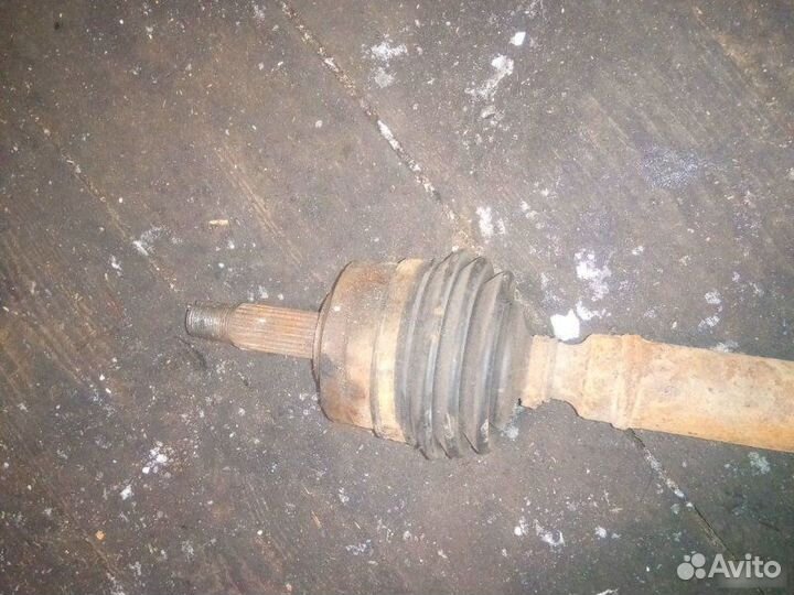 Полуось правый LADA 2110