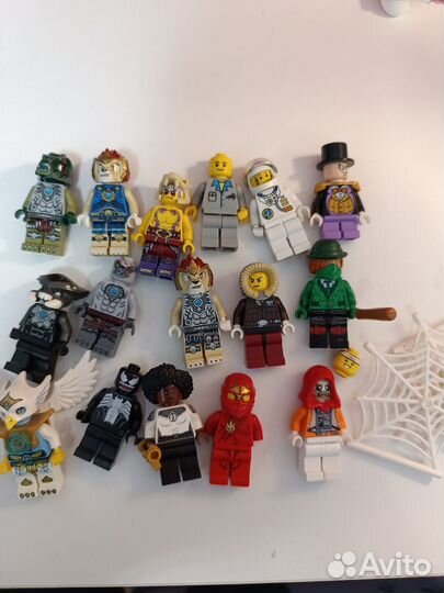 Lego фигурки