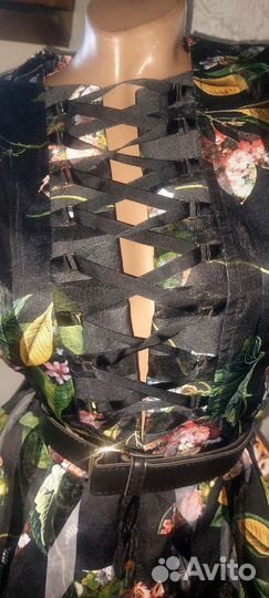 Красивое платье со шнуровкой Италия р.46-48