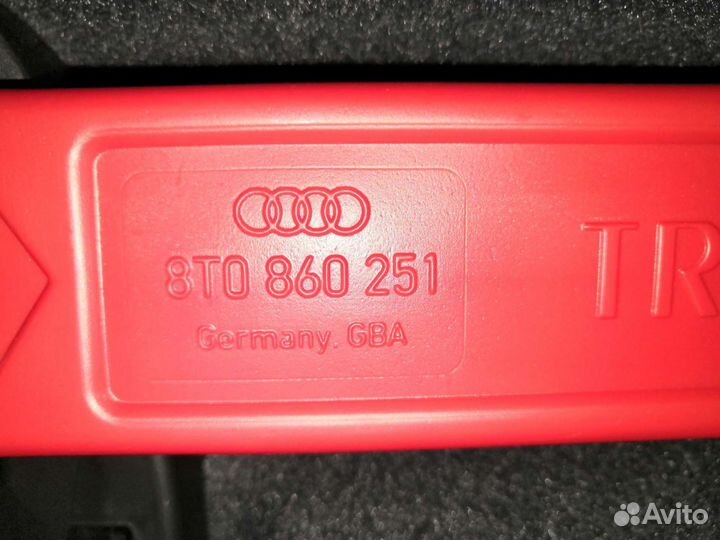 Audi A6 C7 знак аварийной остановки 8t0860251