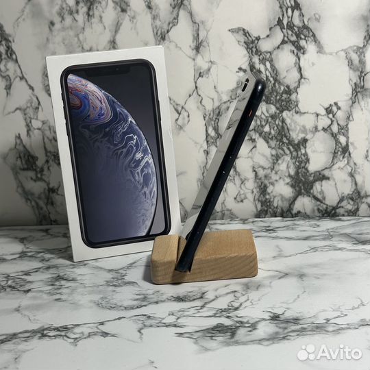 iPhone Xr, 64 ГБ