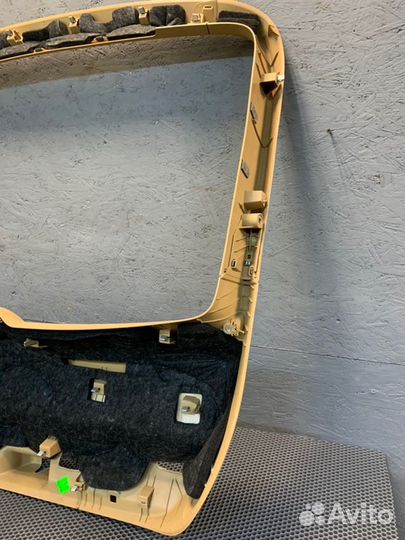 Накладка крышки багажника задняя Porshe Panamera