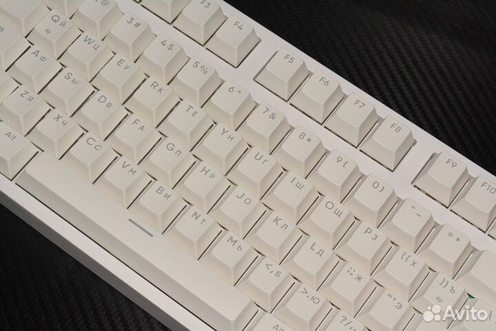 Red Square Keyrox TKL Classic White