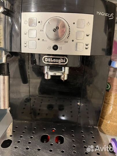 Кофемашина delonghi