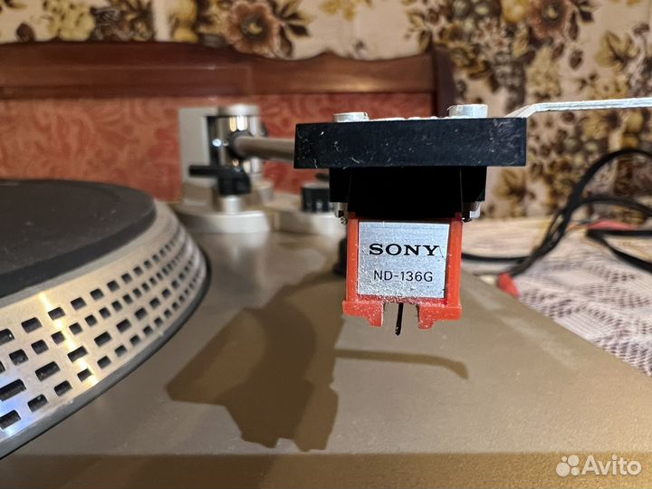 Проигрыватель винила Sony PS-212A