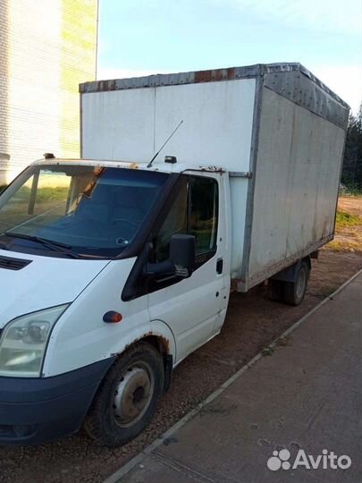 Ford Transit цельнометаллический, 2009