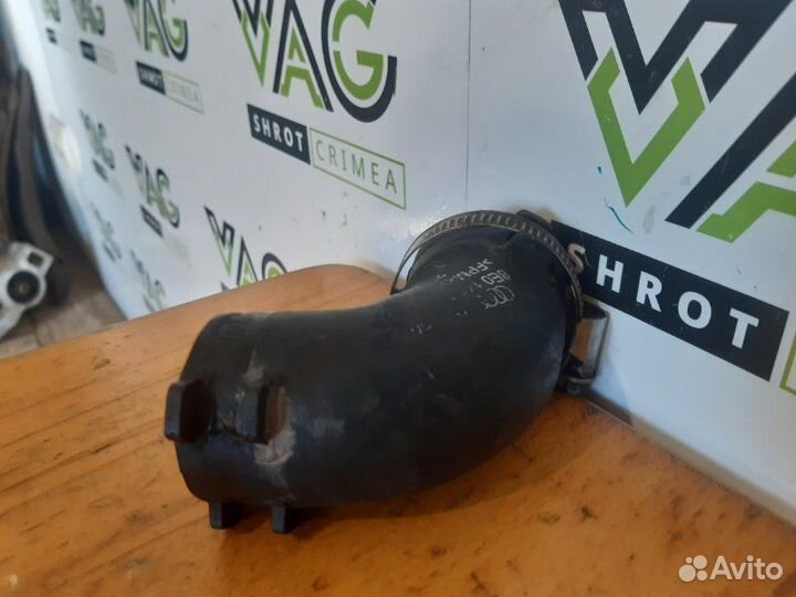 Патрубок интеркулера Audi A4 Avant B7 3.0TDI