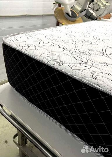 Матрас двухспальный средней жесткости