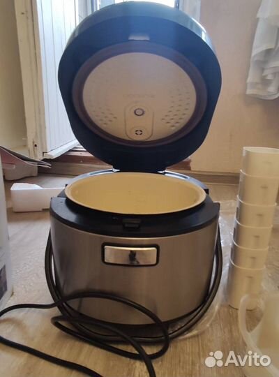 Мультиварка Redmond