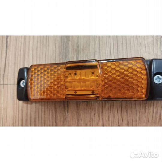 Фонарь габаритный светодиодный желтый (аналог scan