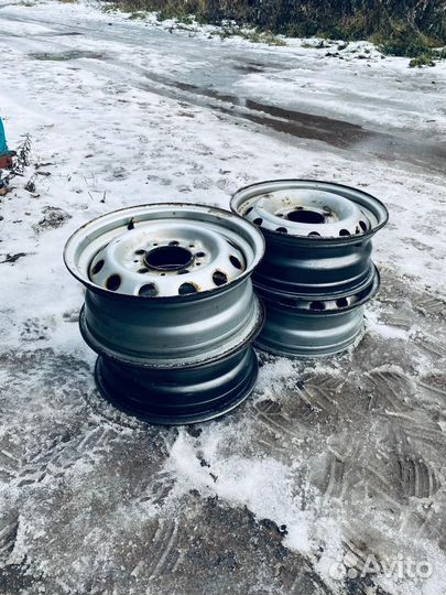 Автомобильные диски r15