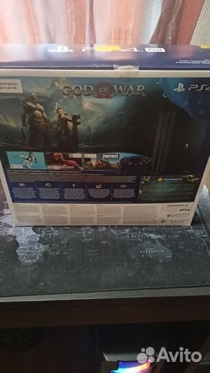 Sony playstation 4 pro Идеал + 1год подписки