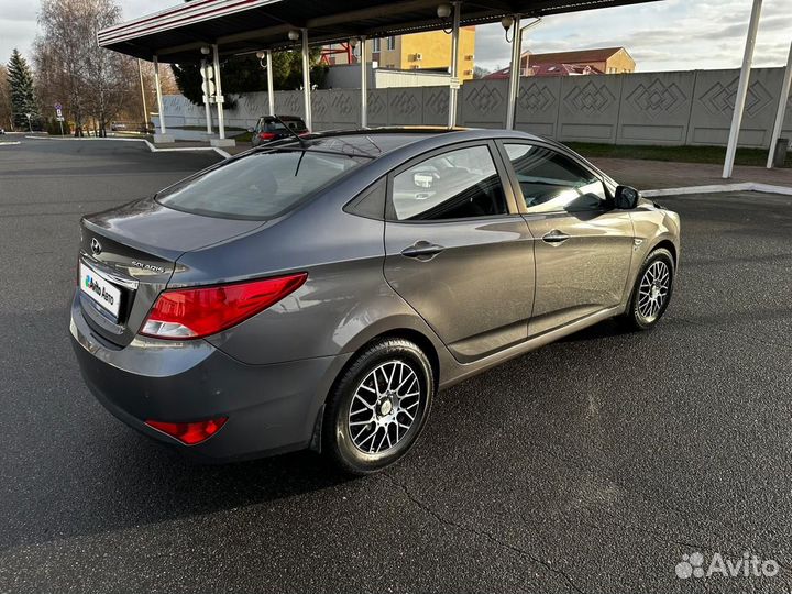 Hyundai Solaris 1.6 AT, 2015, 126 600 км