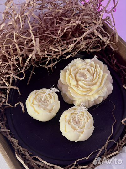 Подарочные наборы свечей «Пионы» и «Дева Мария»