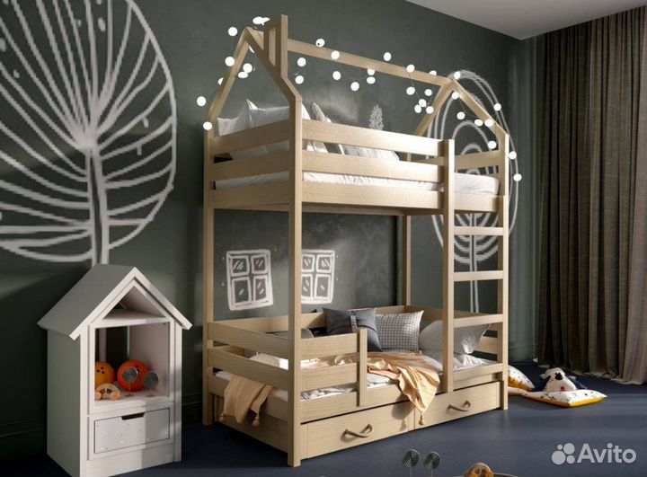 Кровать двухъярусная
