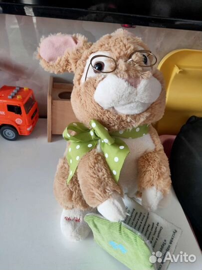 Игрушка музыкальный зайка машинка монтессори