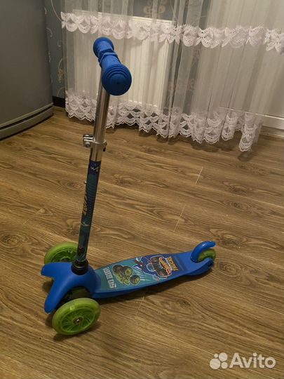Самокат детский трехколесный