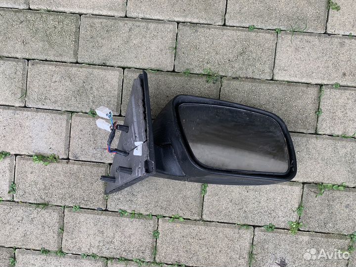 Зеркало правое с поворотником priora