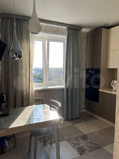 2-к. квартира, 63,4 м², 16/17 эт.