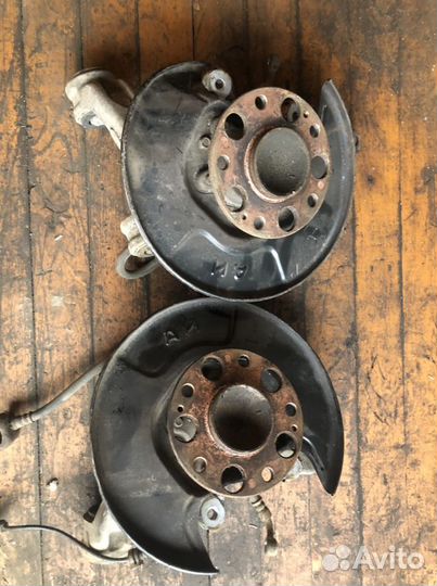 Цапфа задняя Honda Civic 4d