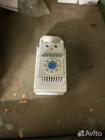 DKC Термостат, NO контакт, 0-60C Артикул R5THV2