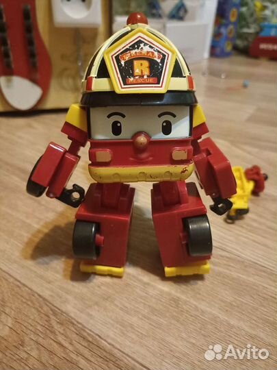 Робокар поли Рой