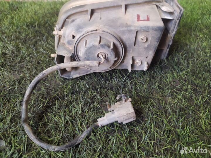 Фара противотуманная правая Nissan Cefiro A32