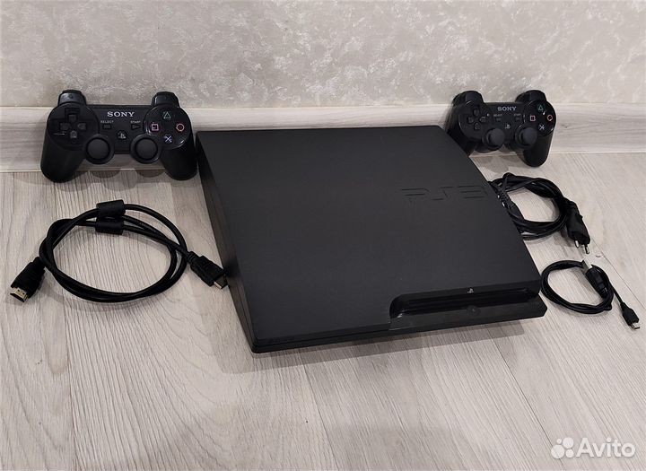 Прошитая Sony PS-3 Slim 320GB, 2 геймпада и 45 игр
