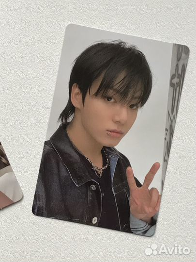 Официальные карты BTS Jungkook Golden