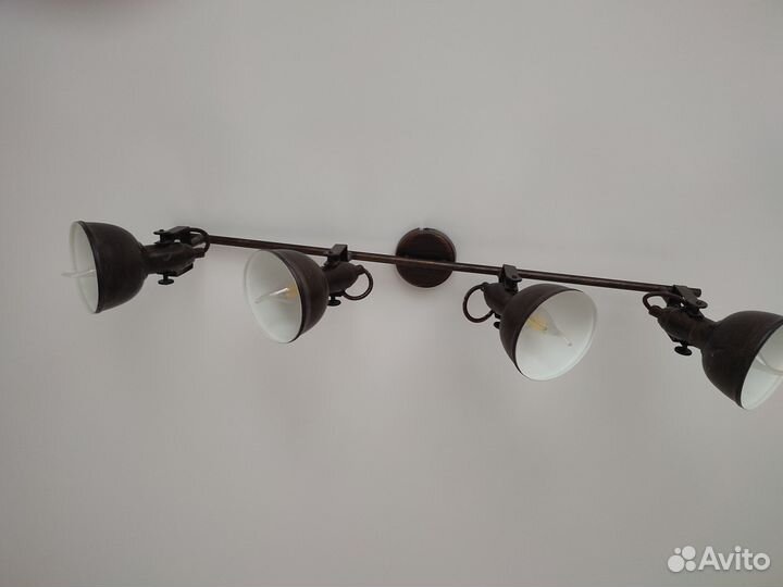 Продам светильник