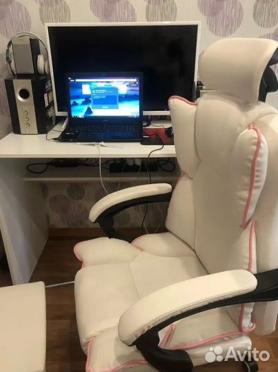 Компьютерное игровое кресло геймерское с массажем