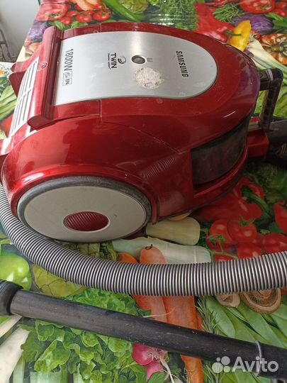 Пылесос Samsung SC6573