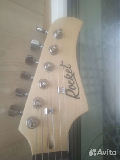 Электрогитара stratocaster