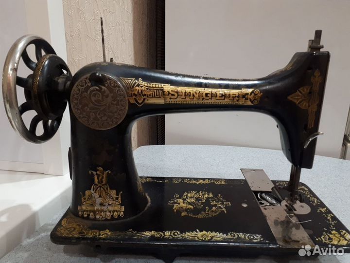 Швейная машинка зингер ножная