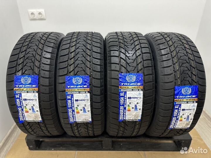 Tri Ace Snow White II 255/45 R20 105H