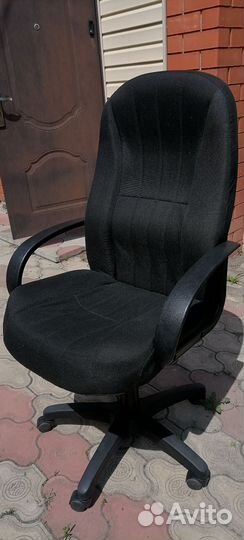 Компьютерное кресло
