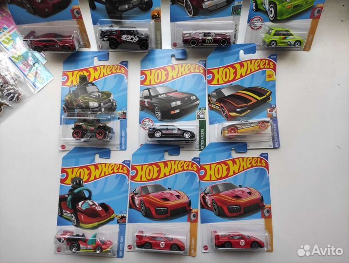 Hot wheels машинки коллекционные