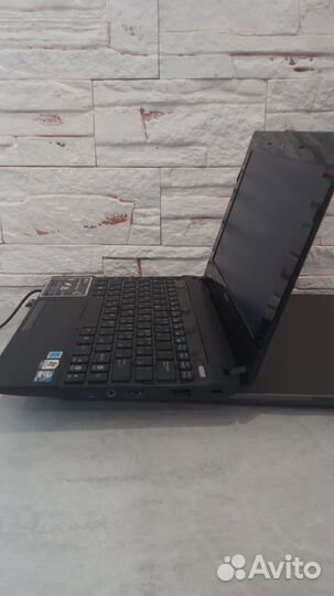 Продам нетбук asus Eee PC X101H