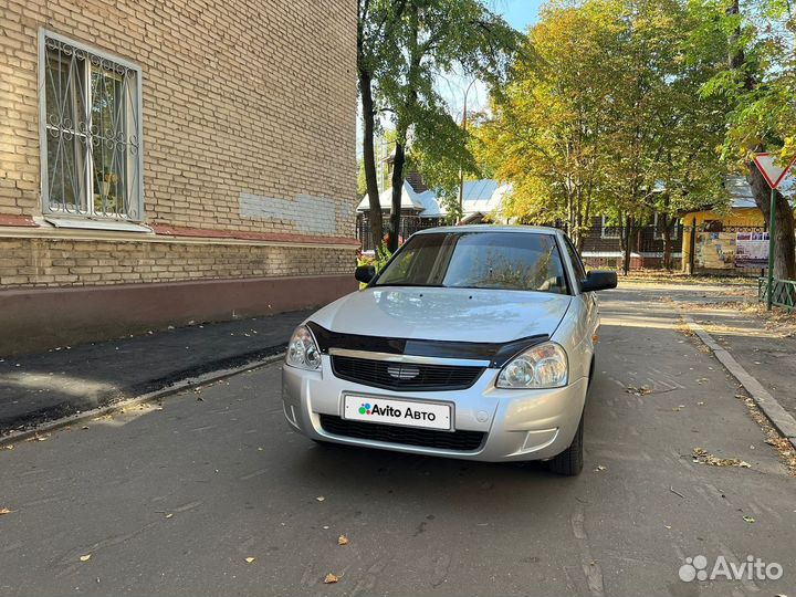 LADA Priora 1.6 МТ, 2011, 180 000 км